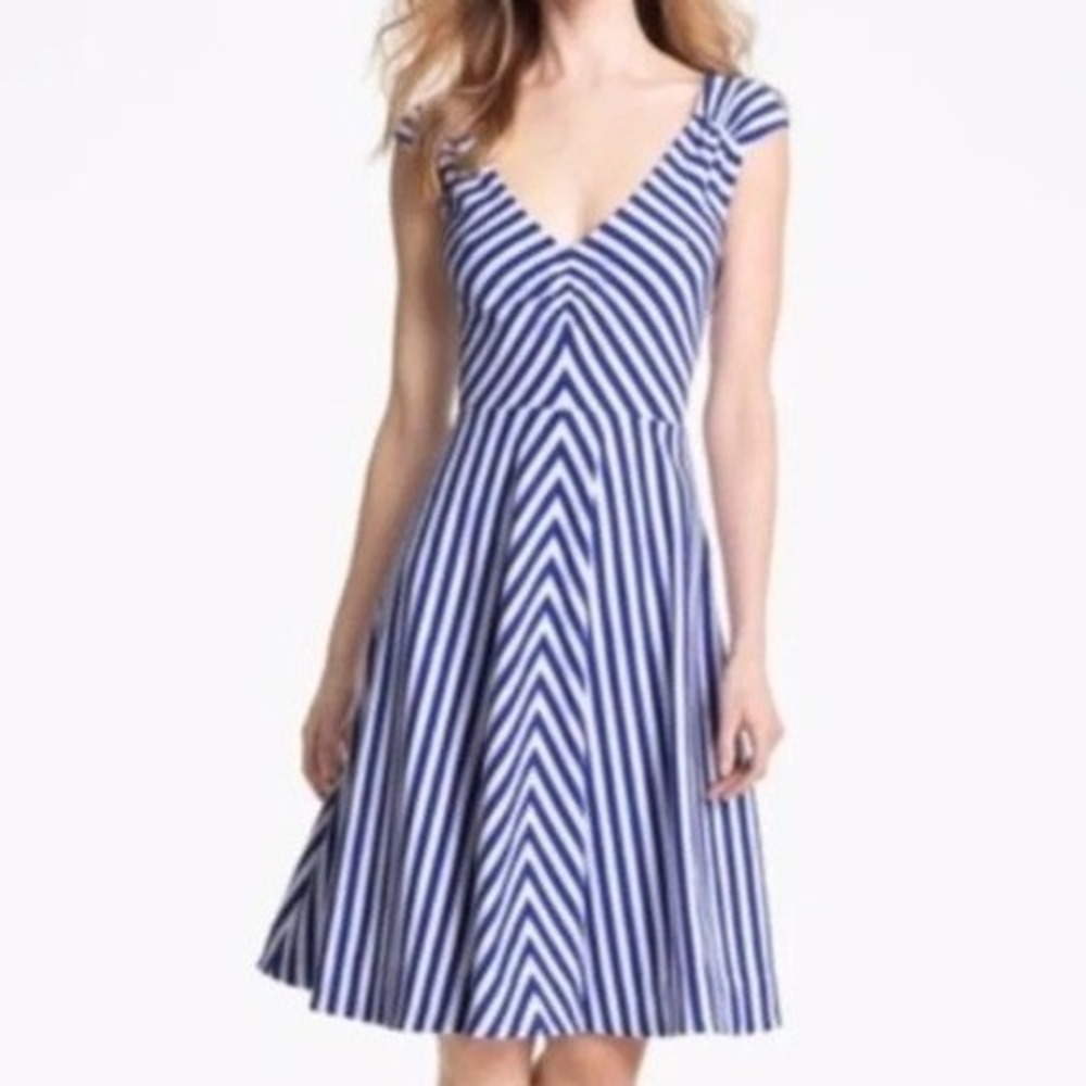 Kate Spade Dress Blue White Striped Fit Flare Women Size M Cap Sleeve V-Neck